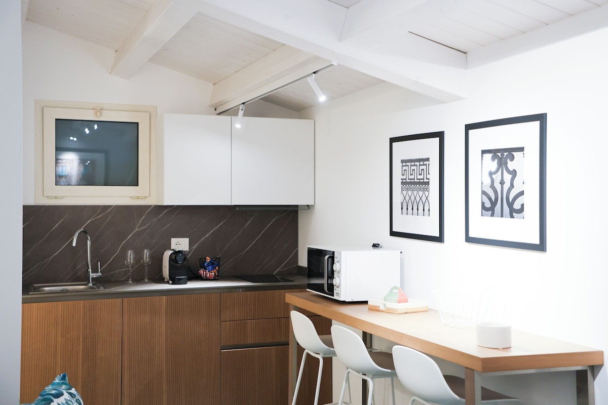 Estúdio superluxo, vista parcial para o mar | Cozinha privada