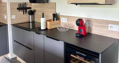 Charming one-bedroom apartment just outside Annecy – Private garden