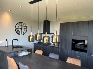 Dining - Vakantiepark de Zeeuwse Parel - De Zeester by Interhome (Scherpenisse)