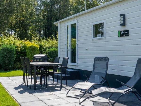 Outdoor dining - Vakantiepark de Zeeuwse Parel - Summerdream by Interhome (Scherpenisse)