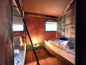 Unclassified image, 2 of 11, button - Outdoors Holten - Glamping tent bad by Interhome (Holten)