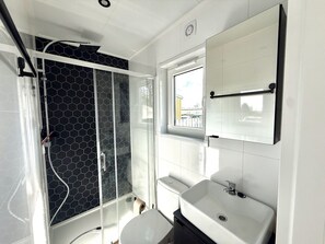 Bathroom - Beach Resort Kamperland - 151 by Interhome (Kamperland)
