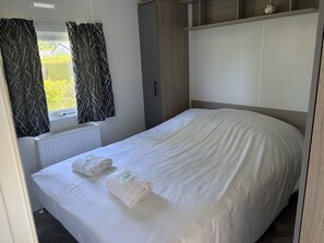 Room - Vakantiepark de Zeeuwse Parel - Sunset Comfort by Interhome (Scherpenisse)