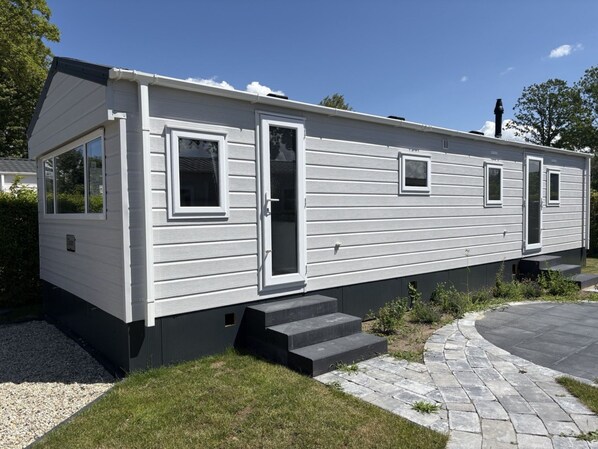 Exterior - Vakantiepark de Zeeuwse Parel - Sunset Comfort by Interhome (Scherpenisse)