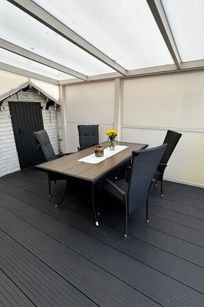 Outdoor dining - Beach Resort Kamperland - 524 by Interhome (Kamperland)