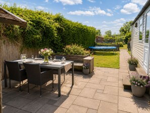 Outdoor dining - Beach Resort Kamperland - 1042 by Interhome (Kamperland)