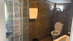Habitació estàndard, balcó, vistes al parc | Bany