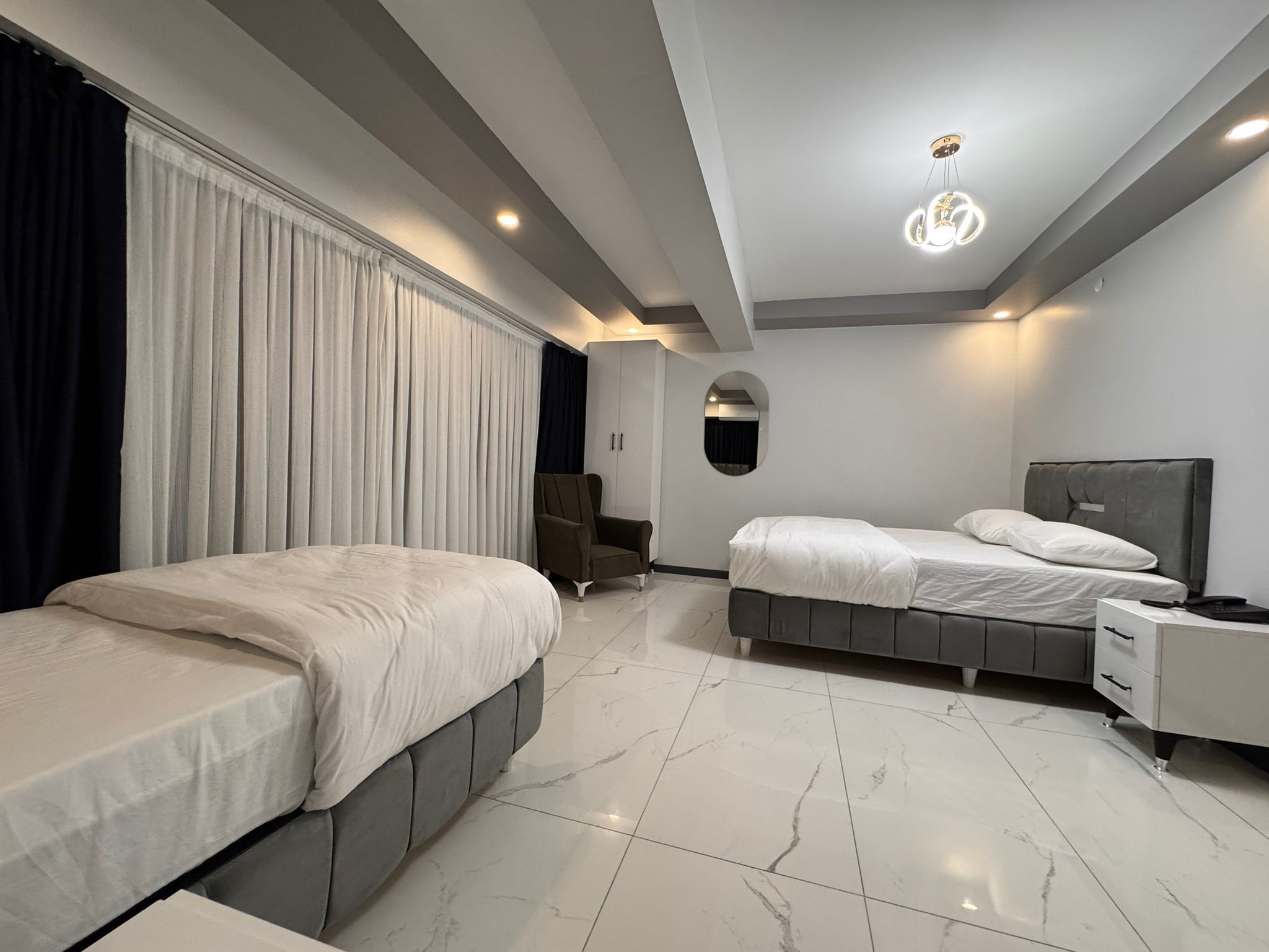 Kamar Keluarga