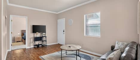 Smart TV, offices