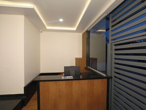 Unclassified image, 4 of 12, button - Legacy Square (Bengaluru)