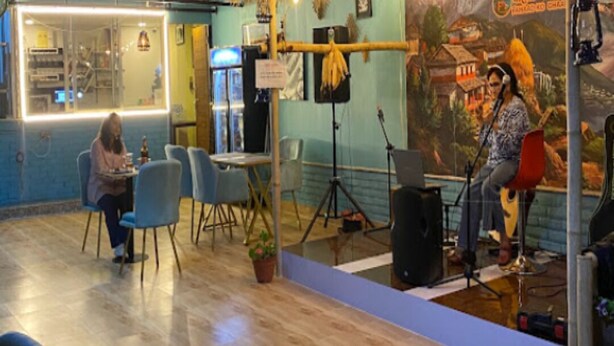 Villa Confort, vista al valle | Restaurante