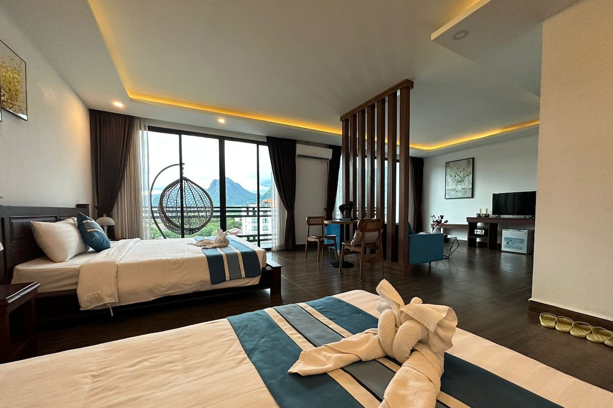 Suite Deluxe, vue montagne | Literie hypoallergénique, surmatelas, coffres-forts dans les chambres