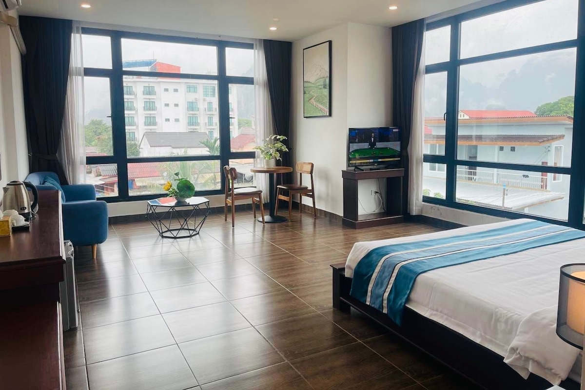 Chambre Double Deluxe, vue montagne | Literie hypoallergénique, surmatelas, coffres-forts dans les chambres