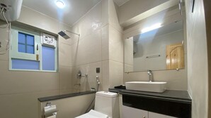 Double Room | Bathroom