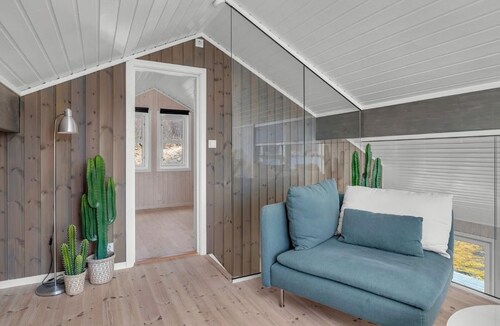Oceanview Cabin Sleeps 6 - Sauna - Private Terrace