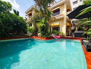 Pool - Korean Host - Signature 5BR Pool Villa - Karaoke, Jacuzzi, Sauna (Thành phố Hồ Chí Minh)