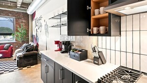House - Modern KC Crossroads Loft With Rooftop Bar and Spa (Kansas City)