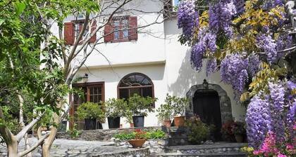 Wonderful Villa Thalia 4 Bedroom & guest house