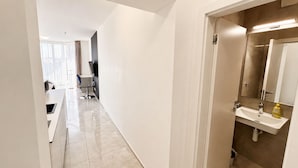 Unclassified image, 4 of 17, button - 1 room Apartment with AC, Vienna Gate 3 (Bratislava)