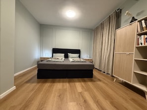 Room - Designer apartment with a 40 m² rooftop terrace – Achern, gateway to the Black Forest (Achern)