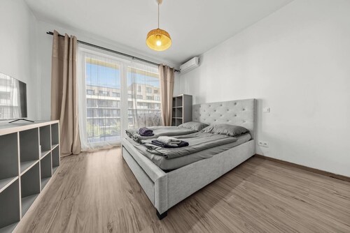 AC 1 room apartment balcony, Zuzany Chalupovej 14A