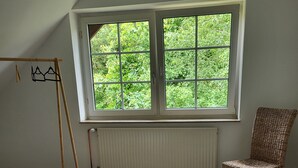 Iron/ironing board, WiFi, bed sheets - Apartment 'Jagdhaus An Der Nemitzer Heide' with Wi-Fi (Prezelle)