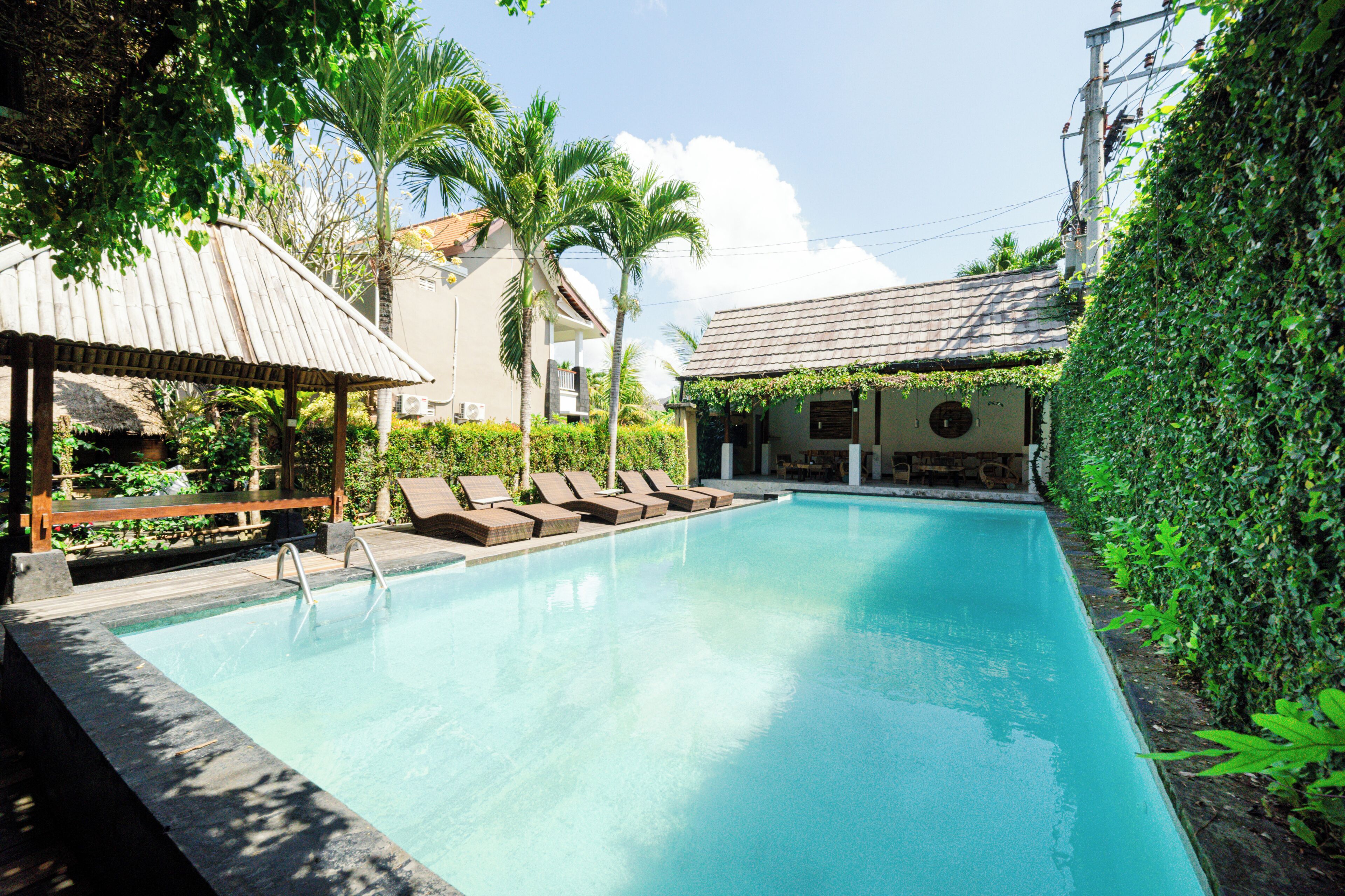 Outdoor pool, pool loungers