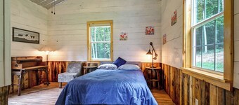 Outdoor Oasis w/ Mtn Views! 5-acre Augusta Getaway