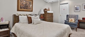 189 Ridge Road 4 bedroom home, forest views, central location in Grand County