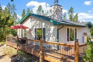 Exterior - 189 Ridge Road 4 bedroom home, forest views, central location in Grand County (Tabernash)