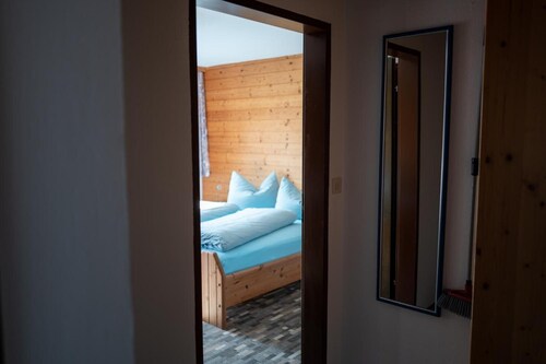 Haus Glück Stubaital – Apartment with Panoramic Stubai Valley Views