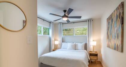 Luxurious Retreat w/ Stunning Views I Sleeps 16