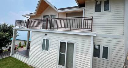 Ridgeview Cottage