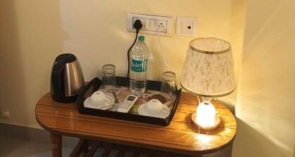 Homeroots Service Apartment