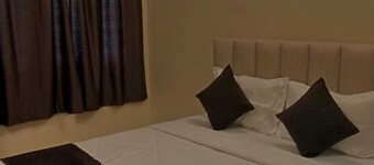 Homeroots Service Apartment