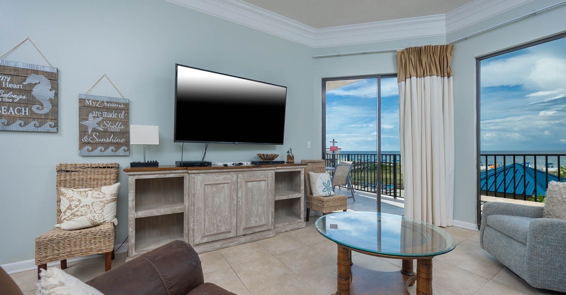 Appart'hôtel, 2 chambres | Coin séjour