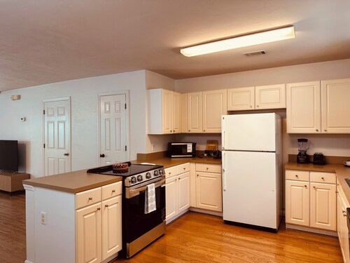 Charming Town home in “La Casita” at Haile. Safe, and Close to Everything