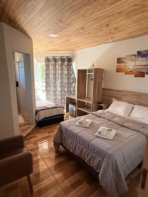 Standard Twin Room, Lanai, Pool View | Free WiFi - Pousada coisa mais linda (Iguape)