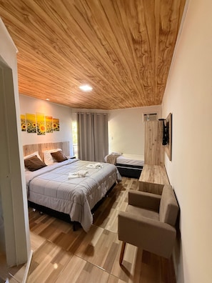 Standard Twin Room, Lanai, Pool View | Free WiFi - Pousada coisa mais linda (Iguape)
