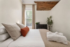 Unclassified image, 2 of 28, button - Lux Historic 2BR near Stadiums, Downtown (Cincinnati)