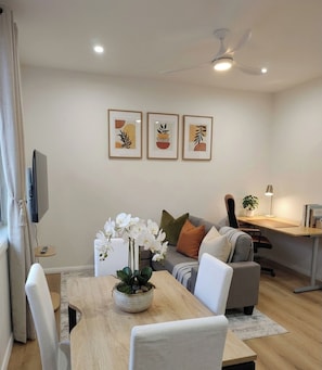 Living area - New Villa – Sleeps 4 | 1 Bedroom, 2 Bathrooms, 3 Beds | Near Parramatta CBD (South Wentworthville)