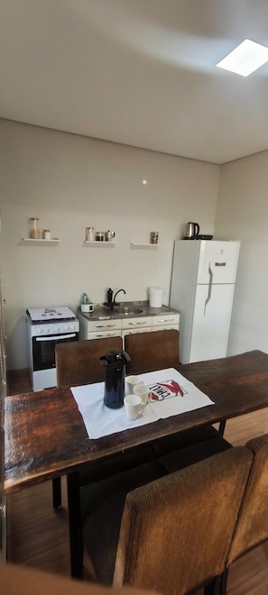 Unclassified image, 5 of 15, button - Private suite with kitchen and separate entrance with parking in the city center. (Sinop)