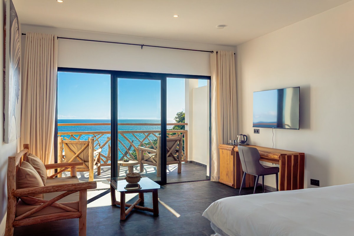 Deluxe Double Room, Ocean View | In-room safe, desk, laptop workspace, free WiFi