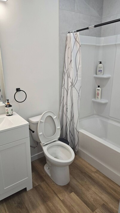 Room-cozy 2BR Suite in Saskatoon East