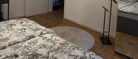 Fer et planche à repasser, Wi-Fi, draps fournis