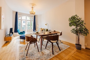 Dining - Le Mosaïque - Bel appt 2 chambres dans le centre (Rennes)