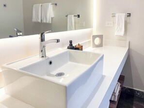 Bathroom - Kune 101: Luxury 3BR Penthouse with Private Pool (Tulum)