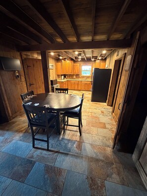 Dining - The Bunkhouse Escape- 2Bed + 2Bath + Bunk room (Parker)