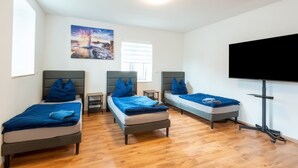 Bed sheets - 2x 75m² Apartments Maria – Ideal for Workers & Legoland Visitors (Haunsheim)