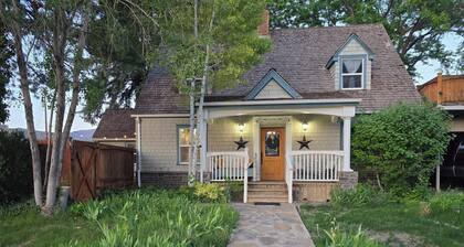 Cute basement apt. In historic home
